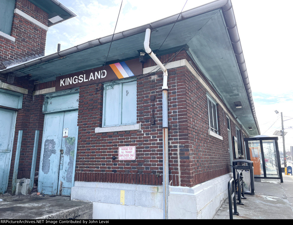  View of the north side of the Kingsland Station building